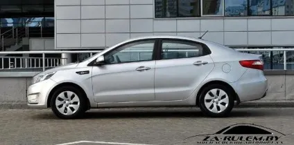 Як правильно фотографувати автомобіль на продаж