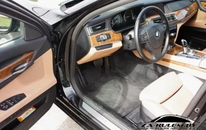 Як правильно фотографувати автомобіль на продаж