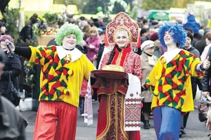 Як провести листопадові свята в Москві 7 корисних порад, пам'ятки та інструкції, питання-відповідь, (москві) Як провести листопадові свята в Москві 7 корисних порад, пам'ятки та інструкції, питання-відповідь,