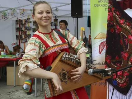 Як перевірити якість меду 10 простих способів (бджоли) Як перевірити якість меду 10 простих способів