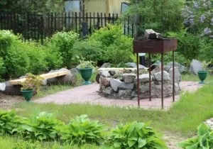 Як зробити і оформити куточок відпочинку на дачі цікаві ідеї (куточок) Як зробити і оформити куточок відпочинку на дачі цікаві ідеї