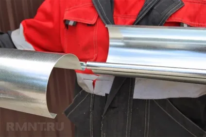 Як зробити водостоки і покрівельні елементи з листового металу своїми руками (коник на дах своїми руками) Як зробити водостоки і покрівельні елементи з листового металу своїми руками