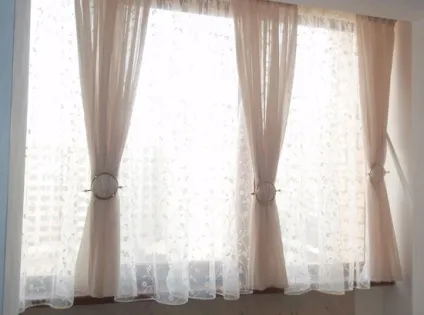 Як зшити штори з вуалі своїми руками фото, відео (зшити) Як зшити штори з вуалі своїми руками фото, відео