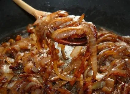 карамелізований цибулю