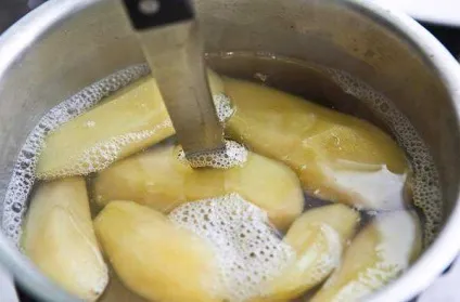 Картопляне пюре - рецепт сучасної домашньої кухні з фото (страви з курки) Картопляне пюре - рецепт сучасної домашньої кухні з фото