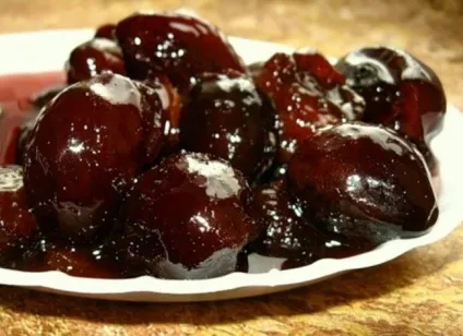 Консервація слив цілком рецепт на зиму, з кісточкою для компоту, фото, відео (цілком) Консервація слив цілком рецепт на зиму, з кісточкою для компоту, фото, відео
