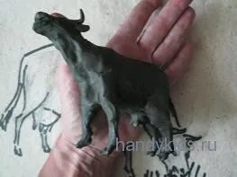 Корова з пластиліну
