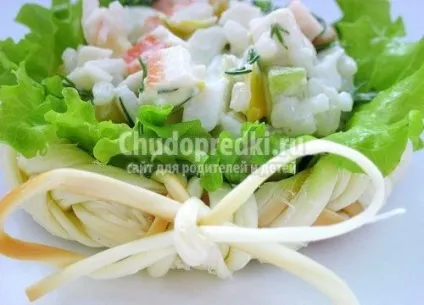 Крабовий салат з огірком
