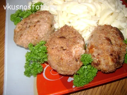 Котлети з курки і яловичини (курки) Котлети з курки і яловичини