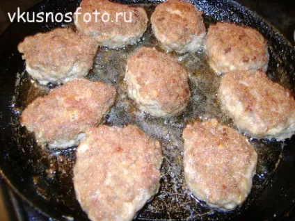 Котлети з курки і яловичини (курки) Котлети з курки і яловичини