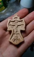 Хрестики натільні дерев'яні