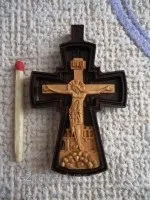 Хрестики натільні дерев'яні