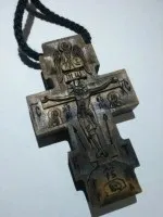 Хрестики натільні дерев'яні