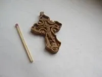 Хрестики натільні дерев'яні