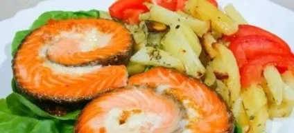 Червона риба в духовці - смачні рецепти з сьомги в фользі, кети, цілої форелі і лосося у вершковому (червона) Червона риба в духовці - смачні рецепти з сьомги в фользі, кети, цілої форелі і лосося у вершковому