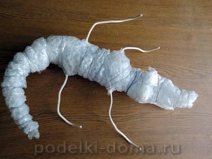 Крокодил (виріб з компакт-дисків)