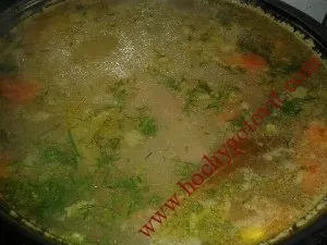 Курячий суп з капустою і помідором (курячий суп з капустою і помідором) Курячий суп з капустою і помідором