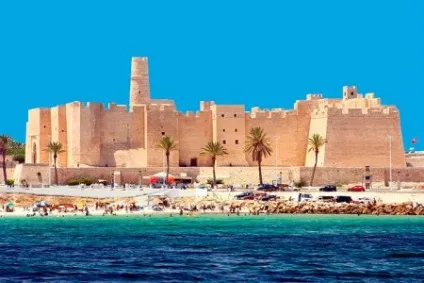 Куди поїхати і де можна відпочити на морі в червні 2018 роки без візи за кордоном для Украінан (куди) Куди поїхати і де можна відпочити на морі в червні 2018 роки без візи за кордоном для Украінан