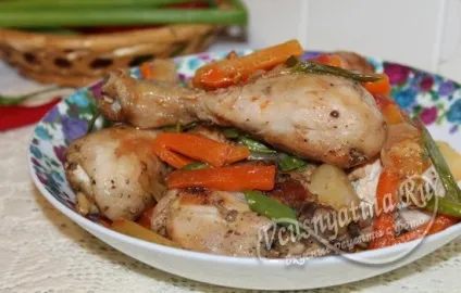 Курка тушкована з овочами і ананасом рецепт з фото (рецепт) Курка тушкована з овочами і ананасом рецепт з фото
