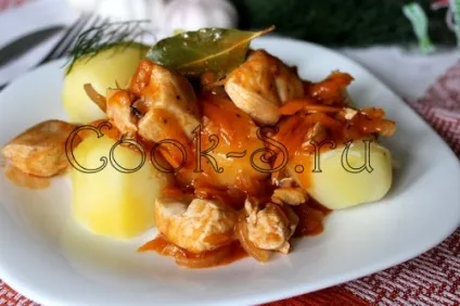 Куряче філе в томатному соусі - покроковий рецепт з фото, страви з курки (томатному) Куряче філе в томатному соусі - покроковий рецепт з фото, страви з курки
