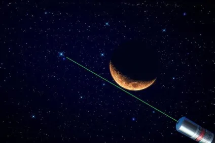 Лазерна указка як вона влаштована, чим небезпечна і на що згодиться lasersru (указка) Лазерна указка як вона влаштована, чим небезпечна і на що згодиться lasersru