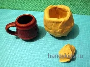 Ліплення посуду-чашки з пластиліну (ліплення) Ліплення посуду-чашки з пластиліну