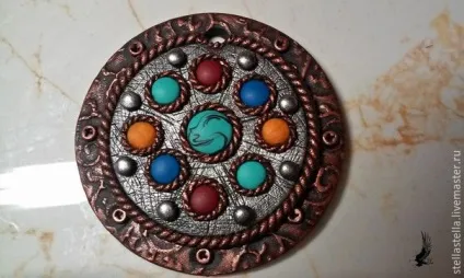 Ліпимо етно-кулон з полімерної глини - ярмарок майстрів - ручна робота, handmade (Каттера вирізаємо коло) Ліпимо етно-кулон з полімерної глини - ярмарок майстрів - ручна робота, handmade