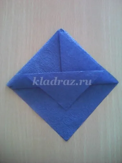 Лілія з паперових серветок