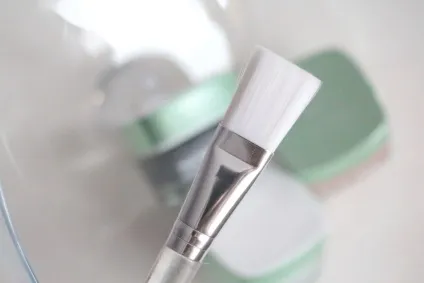 Loreal - магія глини - маски для обличчя - beauty tricks (особи) Loreal - магія глини - маски для обличчя - beauty tricks