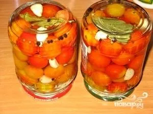 Мариновані помідори черрі - покроковий рецепт з фото на (рецепти) Мариновані помідори черрі - покроковий рецепт з фото на