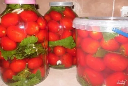 Мариновані помідори черрі - покроковий рецепт з фото на (кухарі) Мариновані помідори черрі - покроковий рецепт з фото на
