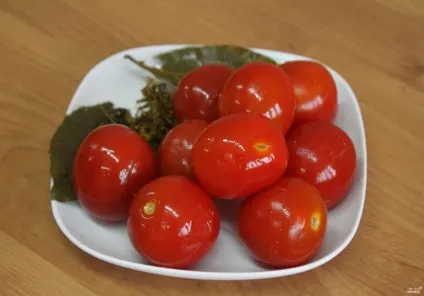Мариновані помідори черрі - покроковий рецепт з фото на (мариновані) Мариновані помідори черрі - покроковий рецепт з фото на