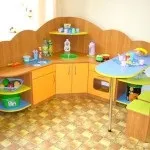 Меблі для садочків та шкіл (роздягальня для школи) Меблі для садочків та шкіл