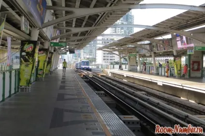 Метро в Бангкоку