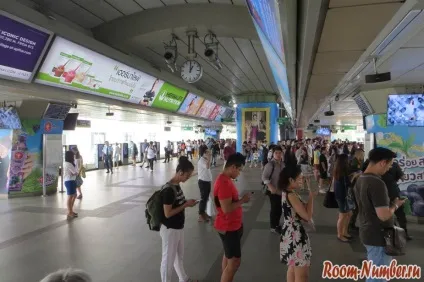 Метро в Бангкоку