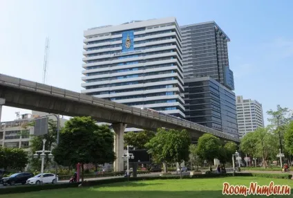 Метро в Бангкоку
