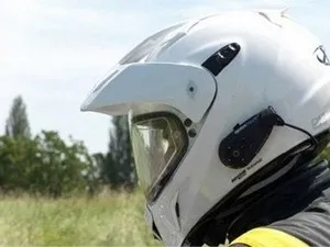 Мотогарнітури для шоломів, основні види, опис популярних брендів sena і scala rider (scala) Мотогарнітури для шоломів, основні види, опис популярних брендів sena і scala rider