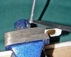 Мугикаючи, робимо мікро sim зі звичайної сімки, своїми руками