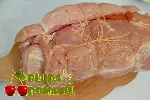 М'ясний рулет зі свинини, рецепт покроковий з фото (м'ясного рулету свинини) М'ясний рулет зі свинини, рецепт покроковий з фото