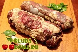 М'ясний рулет зі свинини, рецепт покроковий з фото (свинини) М'ясний рулет зі свинини, рецепт покроковий з фото