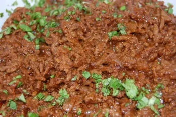 М'ясний фарш з цибулею і помідорами (фарш) М'ясний фарш з цибулею і помідорами
