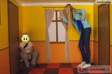 Музей оптичних ілюзій, Київ - «спочатку ви купуєте квиток, а потім вас змушують