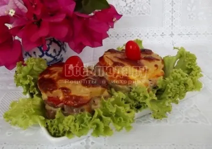 М'ясо з ананасами, помідорами під сирною скоринкою - покроковий рецепт з фото, всі страви (фото) М'ясо з ананасами, помідорами під сирною скоринкою - покроковий рецепт з фото, всі страви