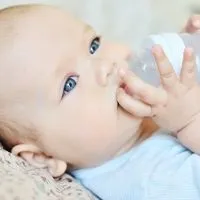 Чи потрібно новонародженому давати воду (новонародженому давати воду) Чи потрібно новонародженому давати воду