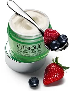 Новий денний захисний зволожуючий крем superdefense spf 20 daily defense moisturizer від clinique (clinique) Новий денний захисний зволожуючий крем superdefense spf 20 daily defense moisturizer від clinique