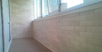 Нюанси і етапи фарбування цегляної стіни на балконі (нюанси) Нюанси і етапи фарбування цегляної стіни на балконі