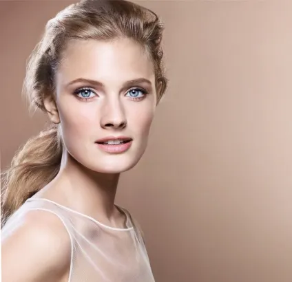 Новинка червня компактна пудра invisible estee lauder, beauty insider (estee) Новинка червня компактна пудра invisible estee lauder, beauty insider