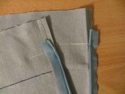 Обробка верху спідниці притачной блискавкою до самого верху спідниці (верху) Обробка верху спідниці притачной блискавкою до самого верху спідниці