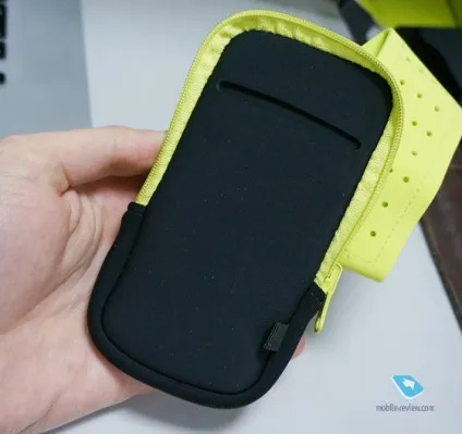 Огляд bluetooth-гарнітури plantronics backbeat fit