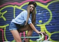 Одяг в стилі swag
